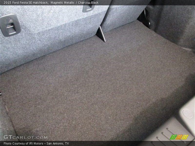 Magnetic Metallic / Charcoal Black 2015 Ford Fiesta SE Hatchback