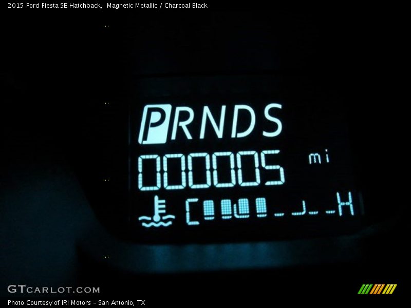 Magnetic Metallic / Charcoal Black 2015 Ford Fiesta SE Hatchback