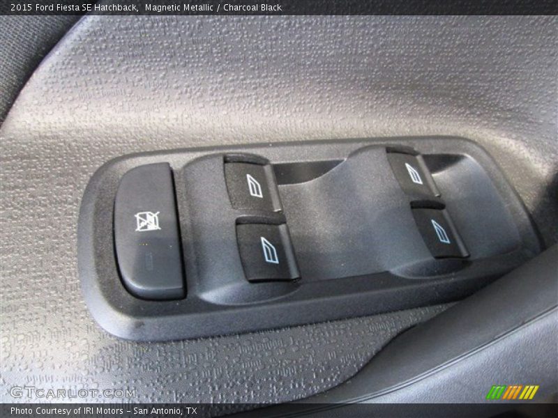 Magnetic Metallic / Charcoal Black 2015 Ford Fiesta SE Hatchback