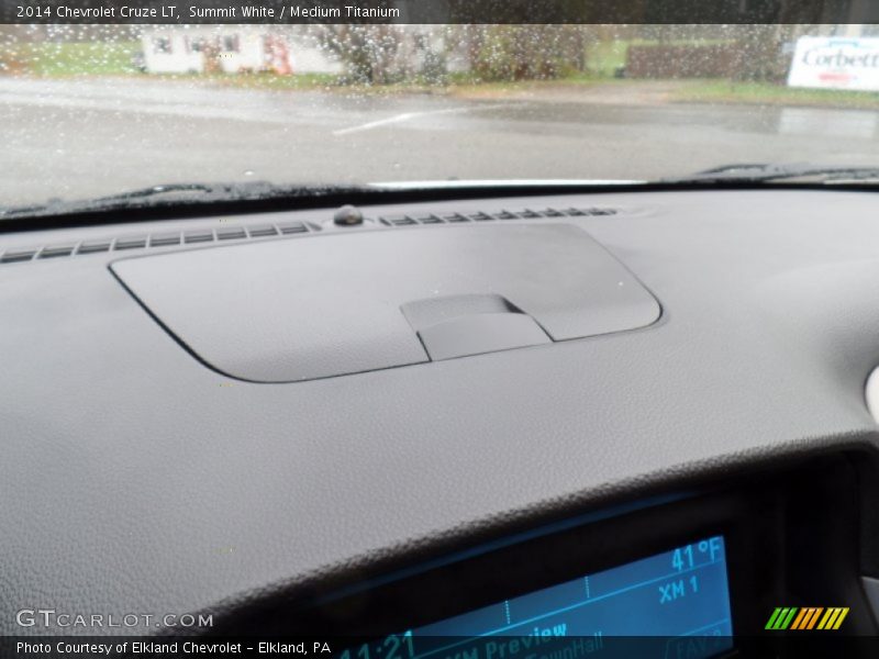 Summit White / Medium Titanium 2014 Chevrolet Cruze LT