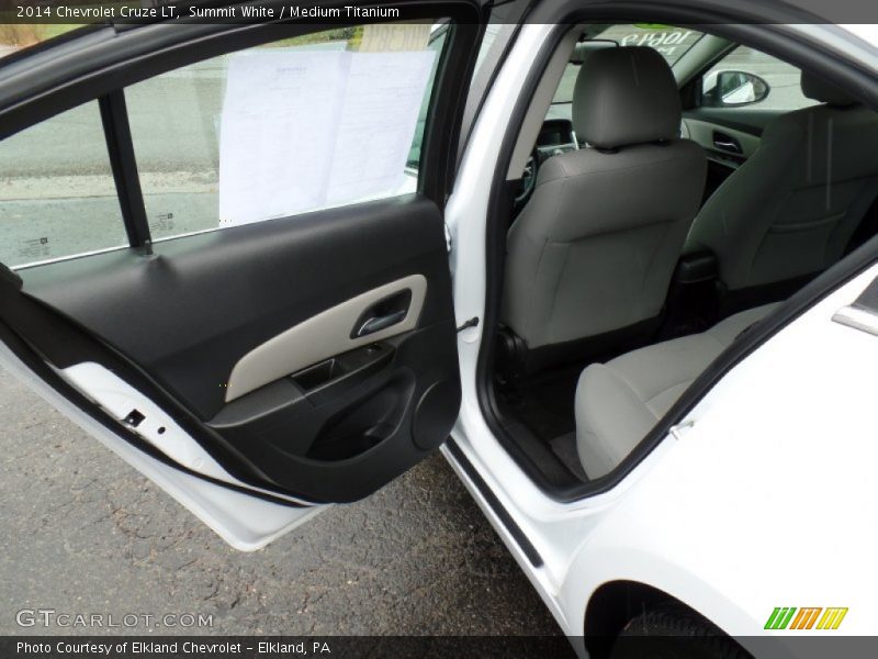 Summit White / Medium Titanium 2014 Chevrolet Cruze LT