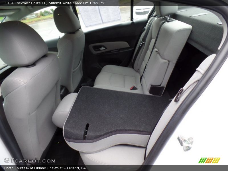 Summit White / Medium Titanium 2014 Chevrolet Cruze LT