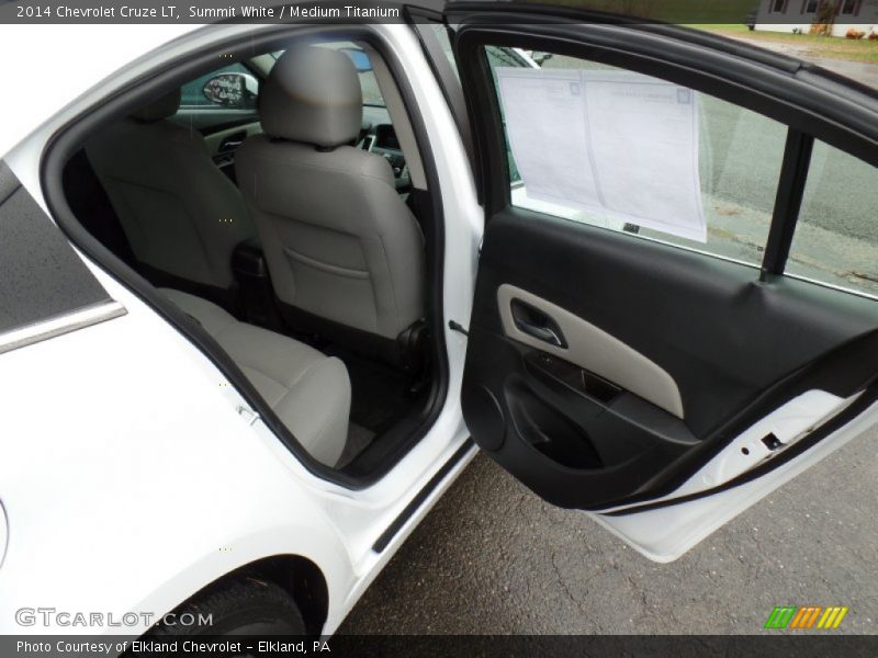 Summit White / Medium Titanium 2014 Chevrolet Cruze LT