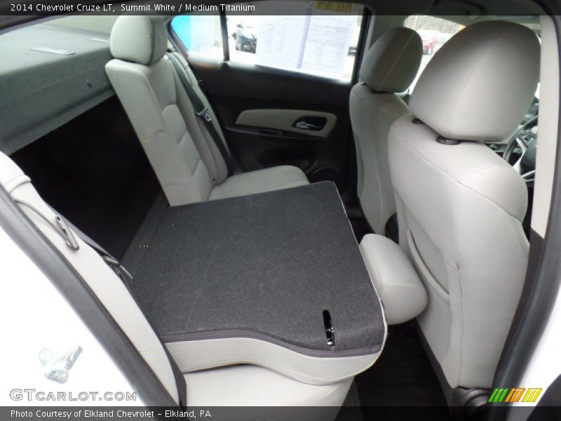 Summit White / Medium Titanium 2014 Chevrolet Cruze LT