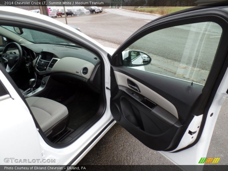 Summit White / Medium Titanium 2014 Chevrolet Cruze LT