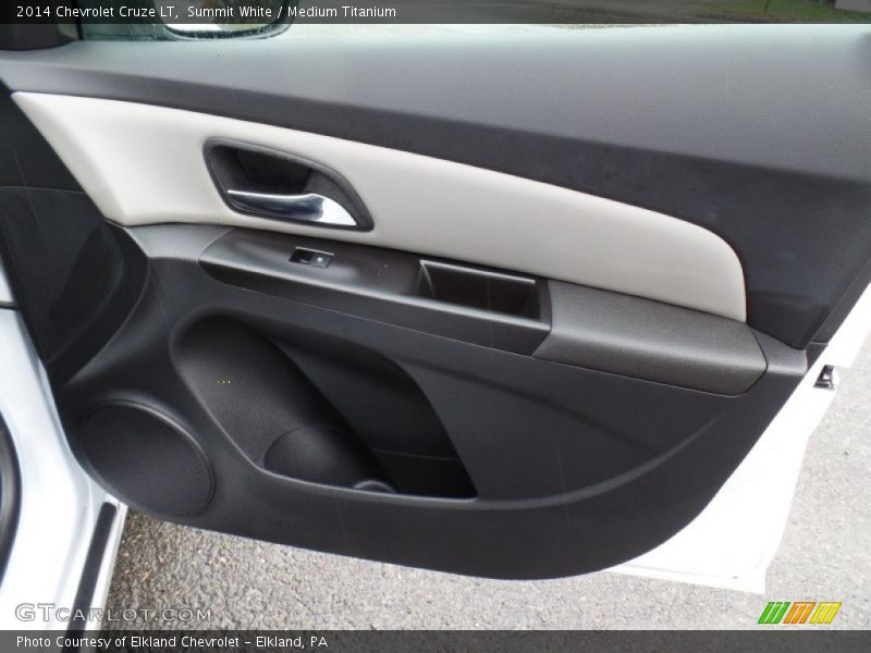 Summit White / Medium Titanium 2014 Chevrolet Cruze LT