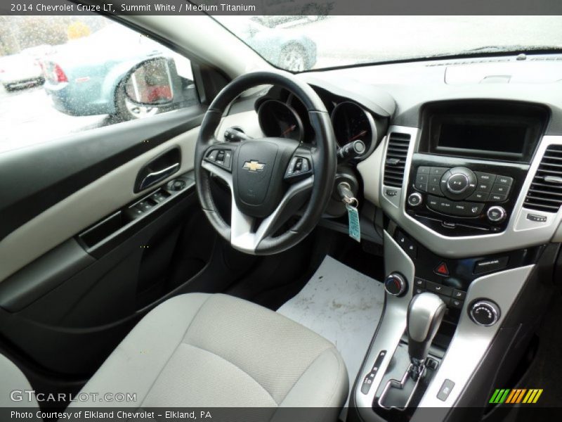Summit White / Medium Titanium 2014 Chevrolet Cruze LT