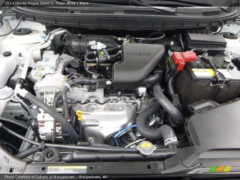 Pearl White / Black 2014 Nissan Rogue Select S