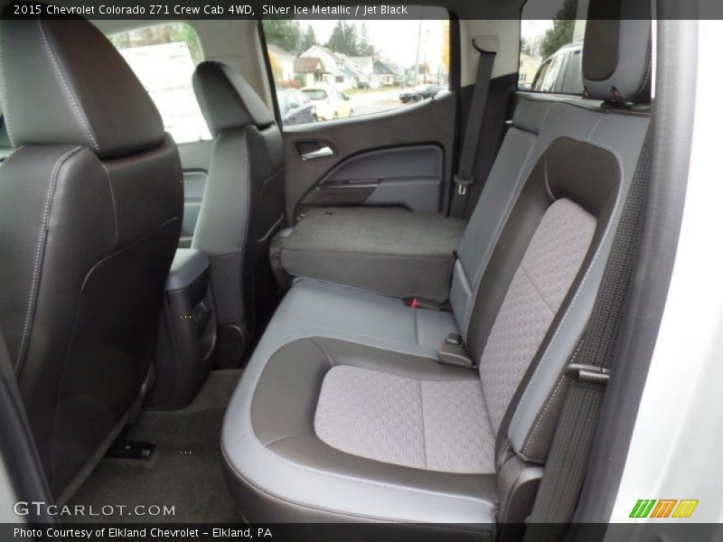 Silver Ice Metallic / Jet Black 2015 Chevrolet Colorado Z71 Crew Cab 4WD