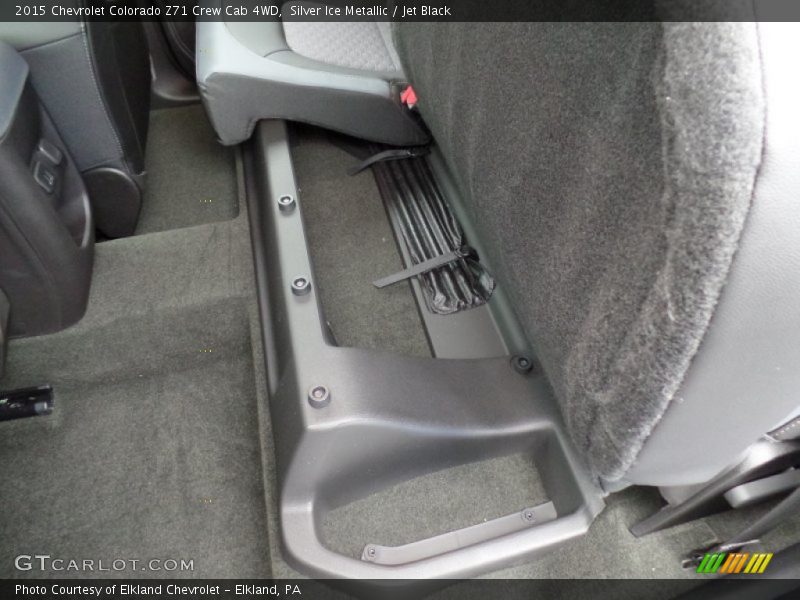 Silver Ice Metallic / Jet Black 2015 Chevrolet Colorado Z71 Crew Cab 4WD