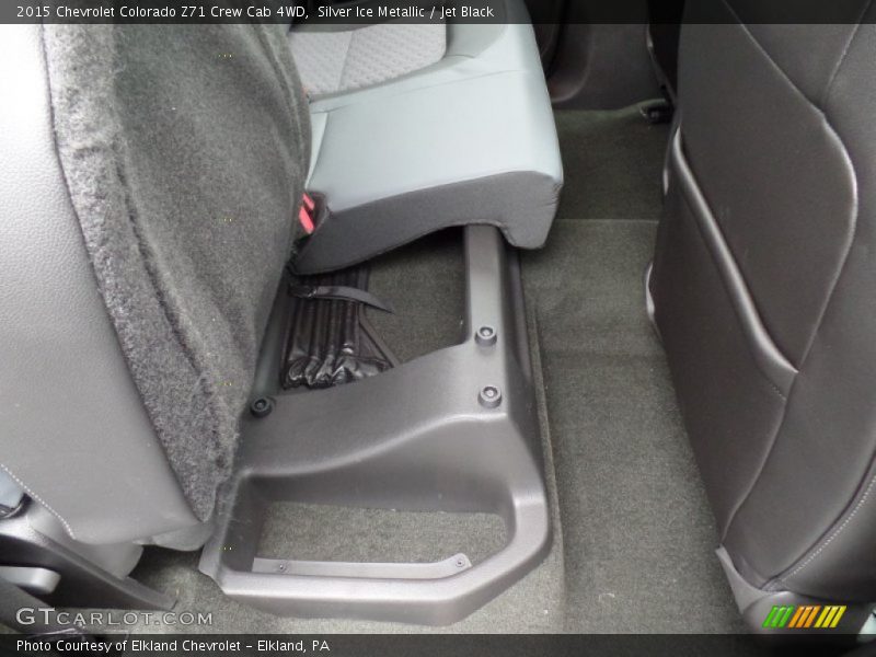 Silver Ice Metallic / Jet Black 2015 Chevrolet Colorado Z71 Crew Cab 4WD