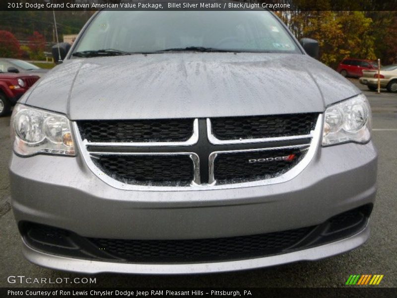 Billet Silver Metallic / Black/Light Graystone 2015 Dodge Grand Caravan American Value Package