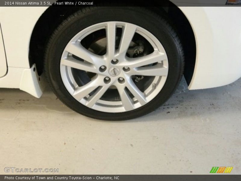 Pearl White / Charcoal 2014 Nissan Altima 3.5 SL