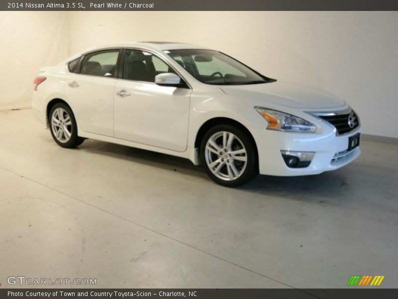 Pearl White / Charcoal 2014 Nissan Altima 3.5 SL