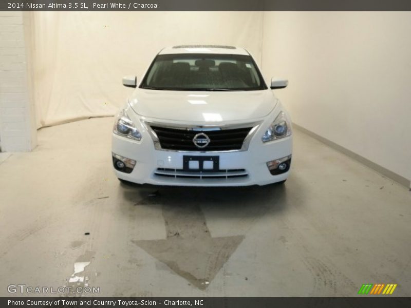 Pearl White / Charcoal 2014 Nissan Altima 3.5 SL