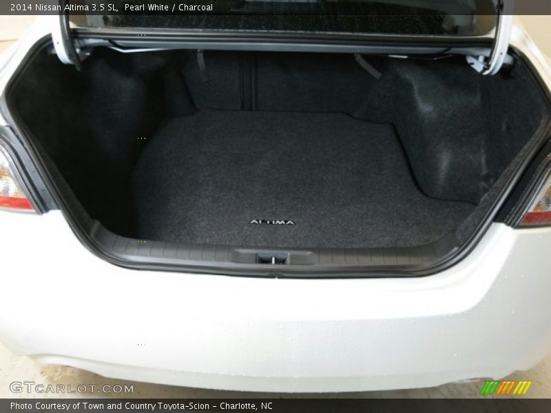 Pearl White / Charcoal 2014 Nissan Altima 3.5 SL