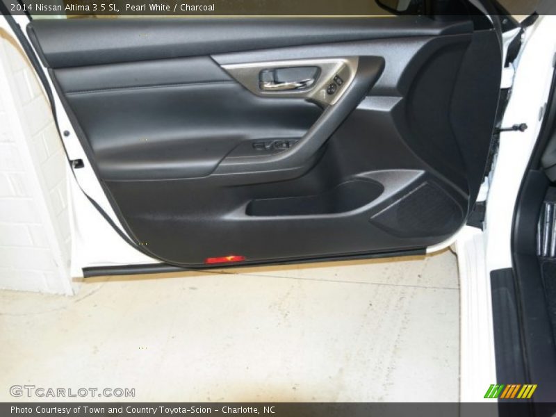 Pearl White / Charcoal 2014 Nissan Altima 3.5 SL