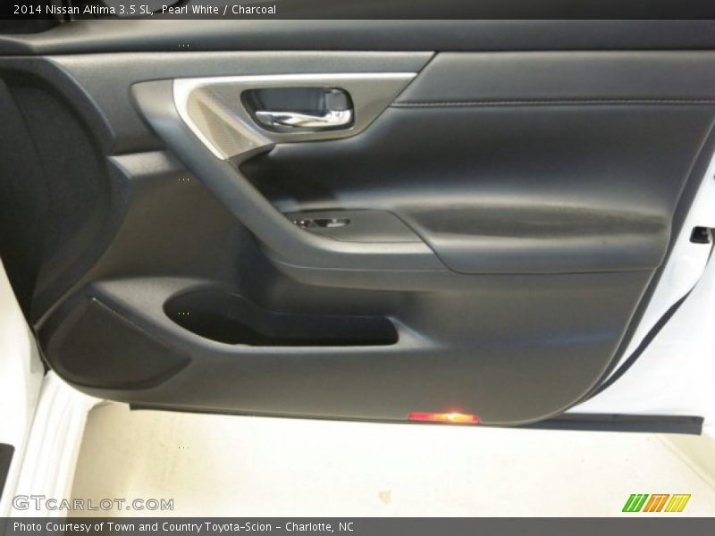 Pearl White / Charcoal 2014 Nissan Altima 3.5 SL