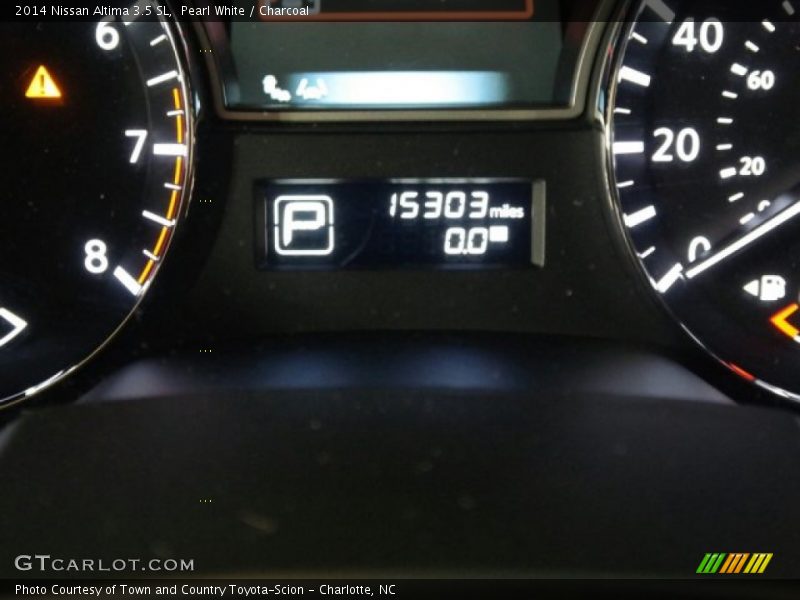 Pearl White / Charcoal 2014 Nissan Altima 3.5 SL