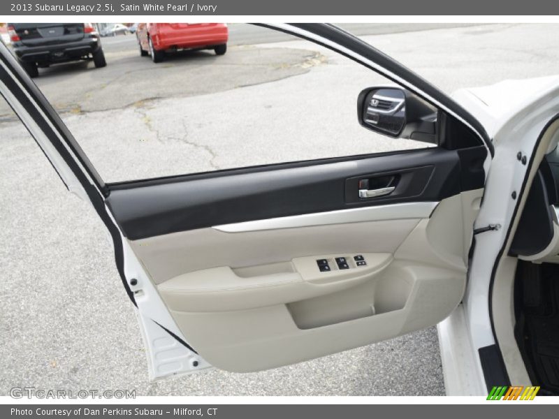 Satin White Pearl / Ivory 2013 Subaru Legacy 2.5i