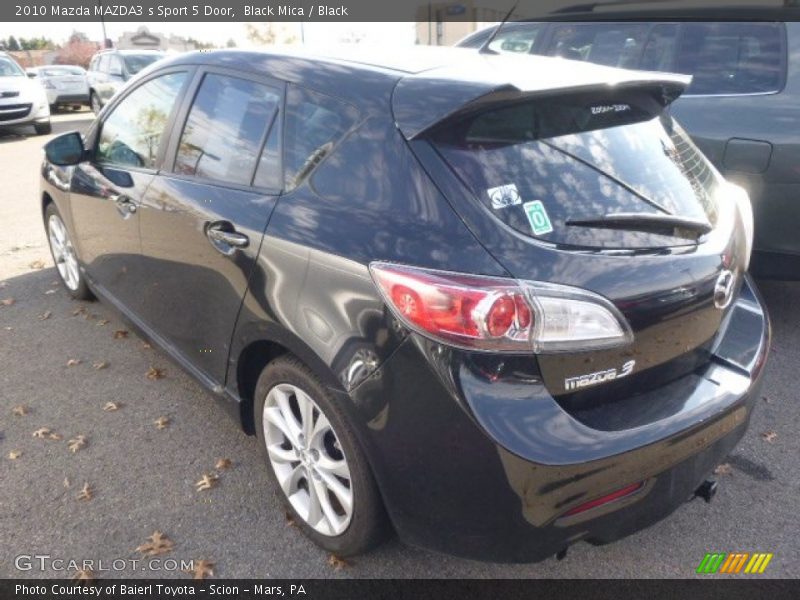 Black Mica / Black 2010 Mazda MAZDA3 s Sport 5 Door