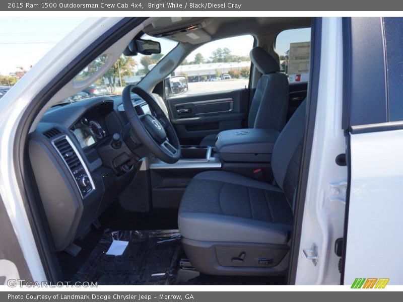 Bright White / Black/Diesel Gray 2015 Ram 1500 Outdoorsman Crew Cab 4x4