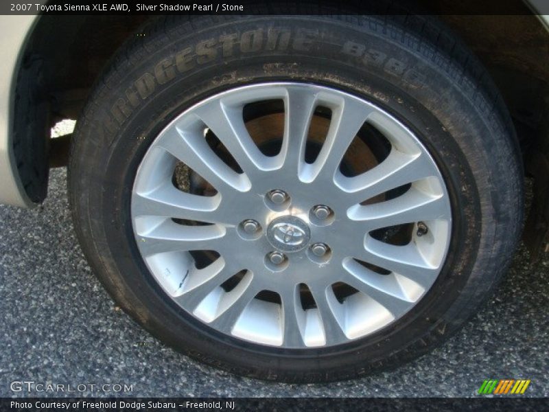 Silver Shadow Pearl / Stone 2007 Toyota Sienna XLE AWD