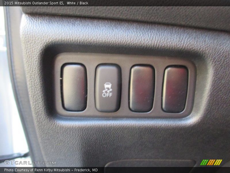 White / Black 2015 Mitsubishi Outlander Sport ES