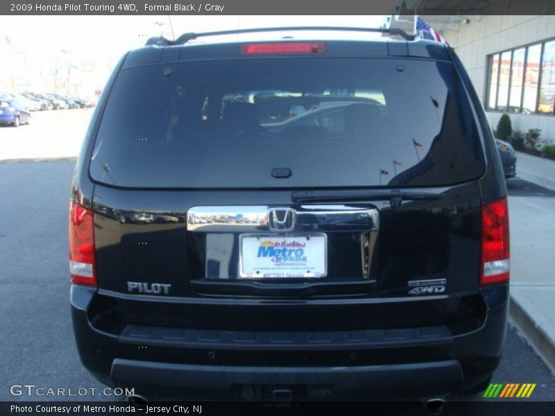 Formal Black / Gray 2009 Honda Pilot Touring 4WD