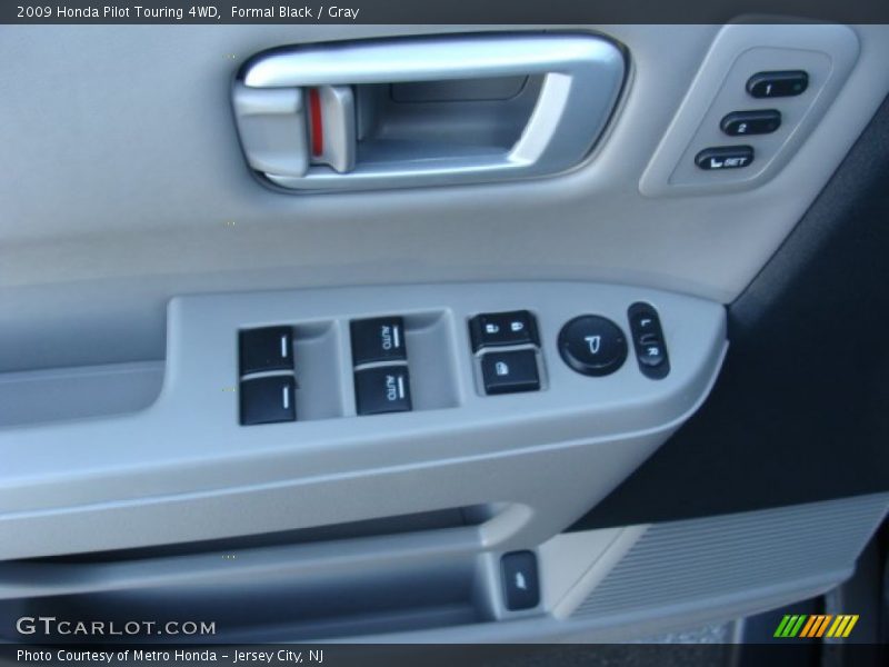 Formal Black / Gray 2009 Honda Pilot Touring 4WD
