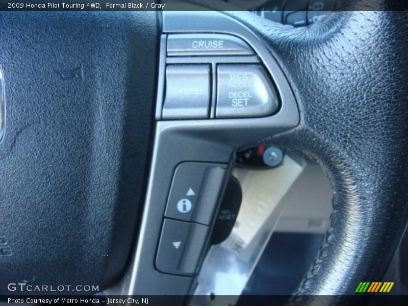 Formal Black / Gray 2009 Honda Pilot Touring 4WD