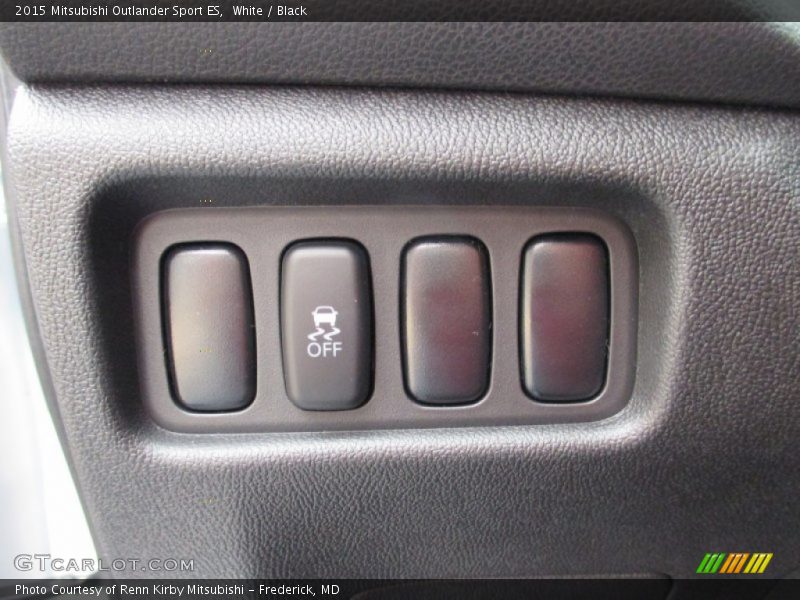White / Black 2015 Mitsubishi Outlander Sport ES