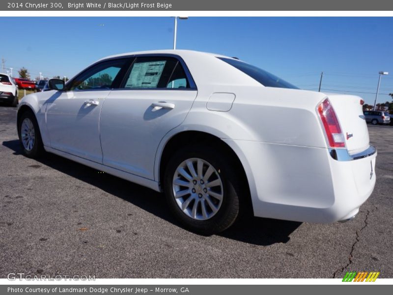 Bright White / Black/Light Frost Beige 2014 Chrysler 300