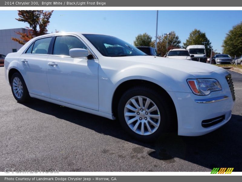 Bright White / Black/Light Frost Beige 2014 Chrysler 300