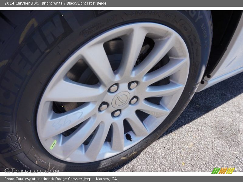 Bright White / Black/Light Frost Beige 2014 Chrysler 300