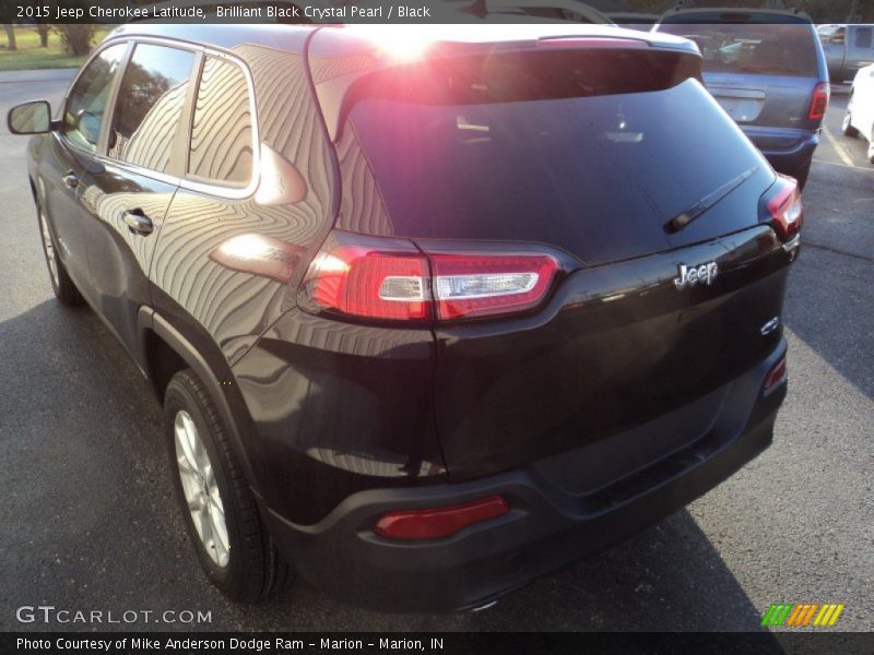 Brilliant Black Crystal Pearl / Black 2015 Jeep Cherokee Latitude