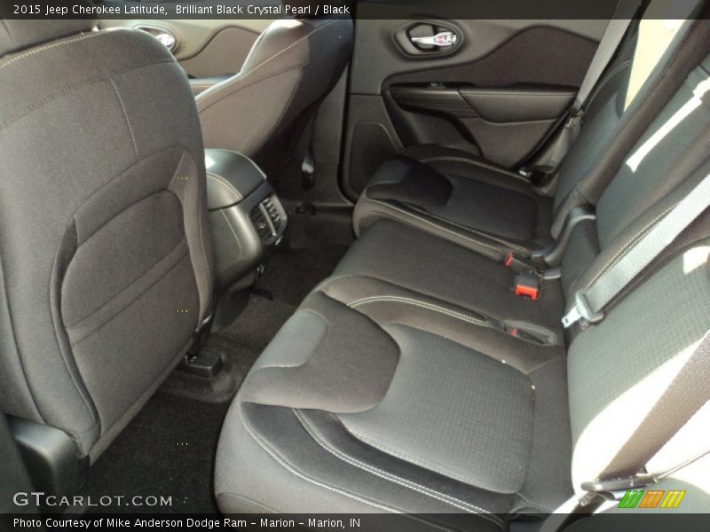 Brilliant Black Crystal Pearl / Black 2015 Jeep Cherokee Latitude