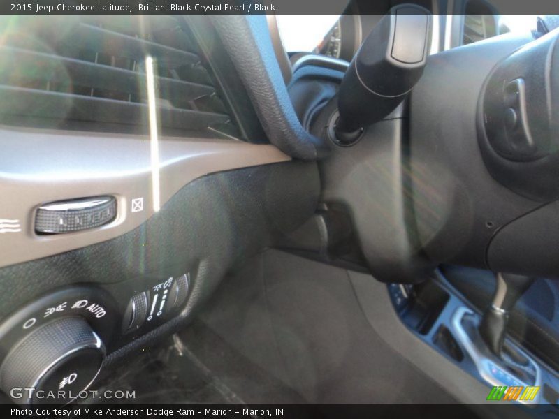 Brilliant Black Crystal Pearl / Black 2015 Jeep Cherokee Latitude