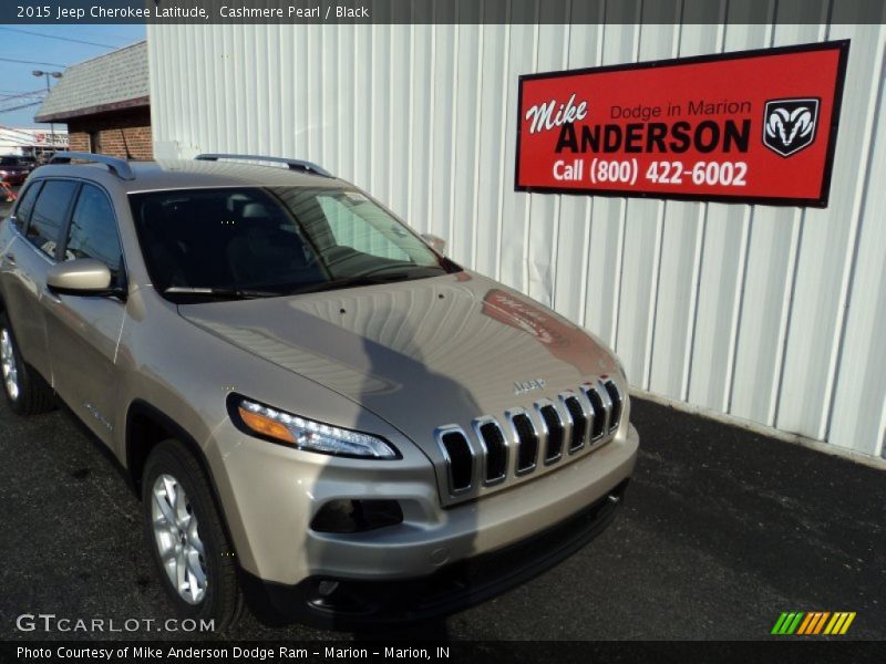 Cashmere Pearl / Black 2015 Jeep Cherokee Latitude