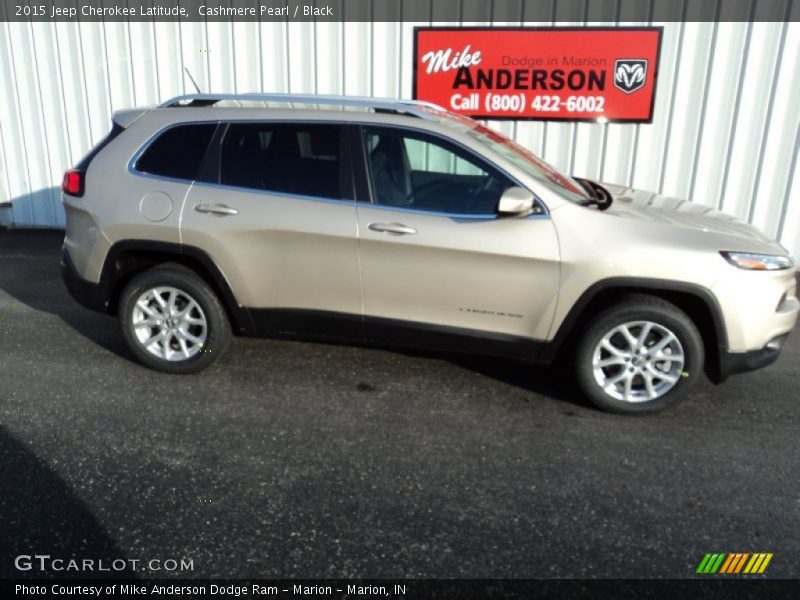Cashmere Pearl / Black 2015 Jeep Cherokee Latitude