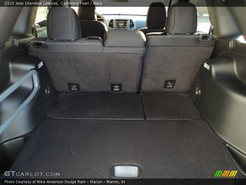 Cashmere Pearl / Black 2015 Jeep Cherokee Latitude
