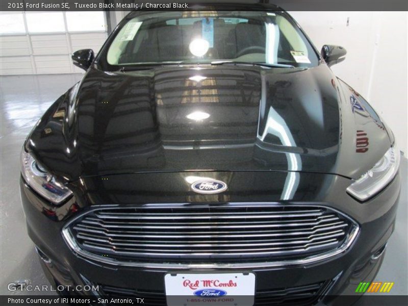 Tuxedo Black Metallic / Charcoal Black 2015 Ford Fusion SE