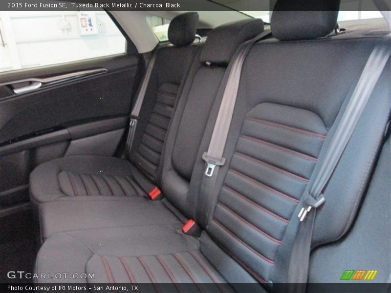 Tuxedo Black Metallic / Charcoal Black 2015 Ford Fusion SE