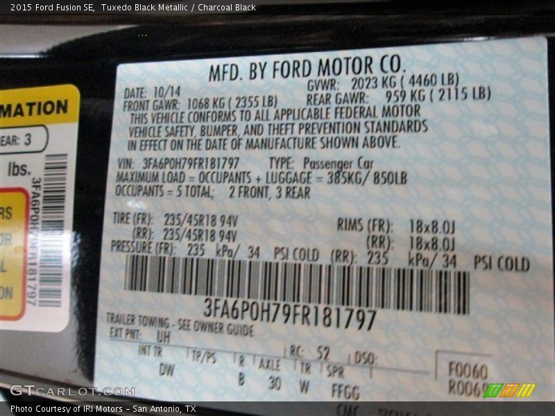 Tuxedo Black Metallic / Charcoal Black 2015 Ford Fusion SE