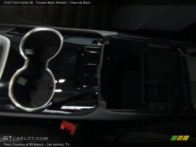 Tuxedo Black Metallic / Charcoal Black 2015 Ford Fusion SE