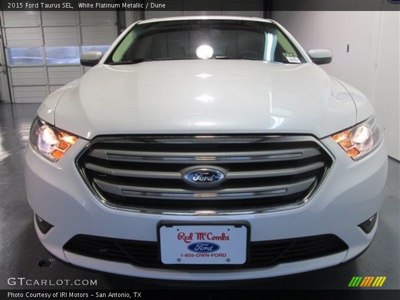 White Platinum Metallic / Dune 2015 Ford Taurus SEL