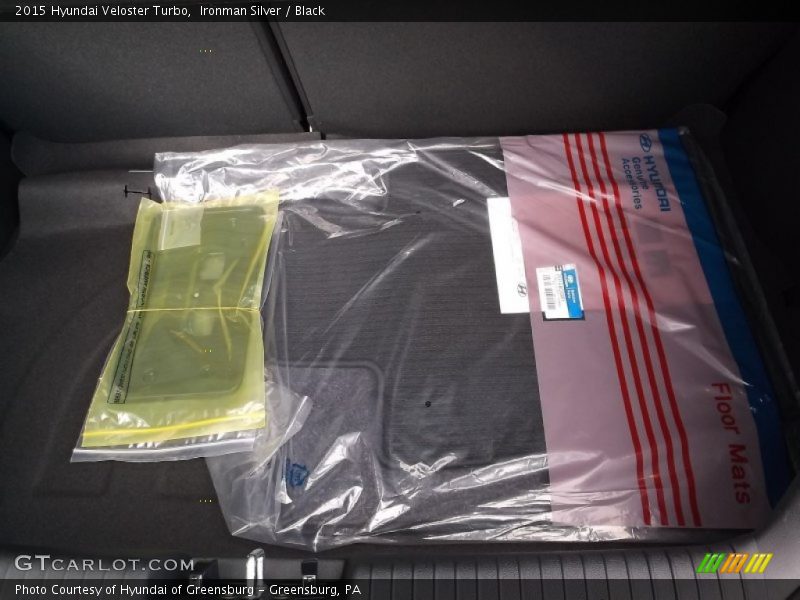 Ironman Silver / Black 2015 Hyundai Veloster Turbo