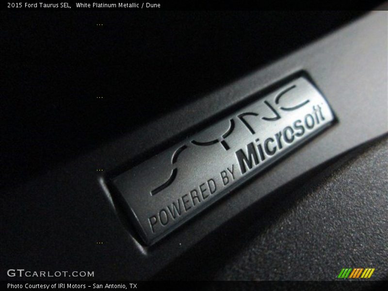 White Platinum Metallic / Dune 2015 Ford Taurus SEL