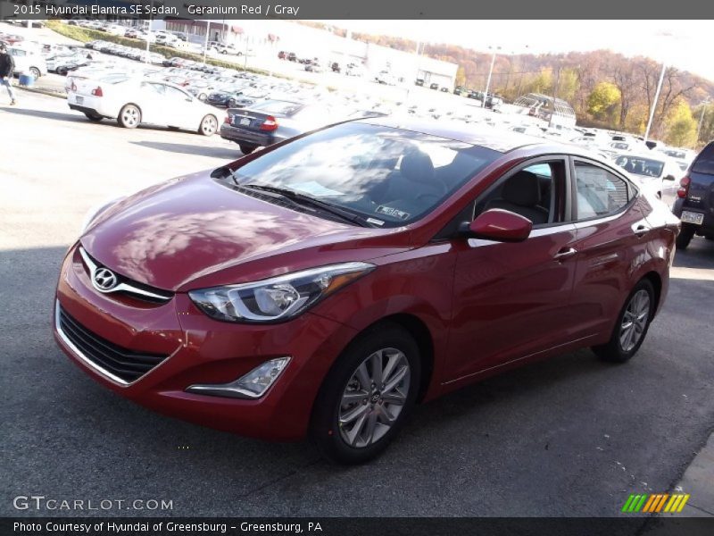 Geranium Red / Gray 2015 Hyundai Elantra SE Sedan