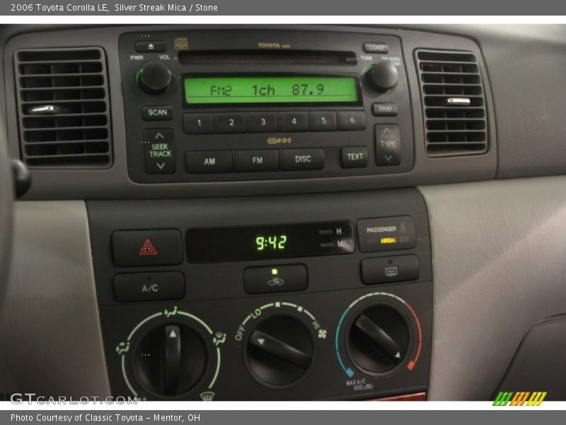 Controls of 2006 Corolla LE